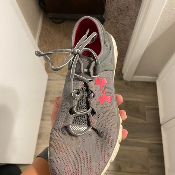 Ladies Under Armor shoes- Size 9 - Picture 5 of 5
